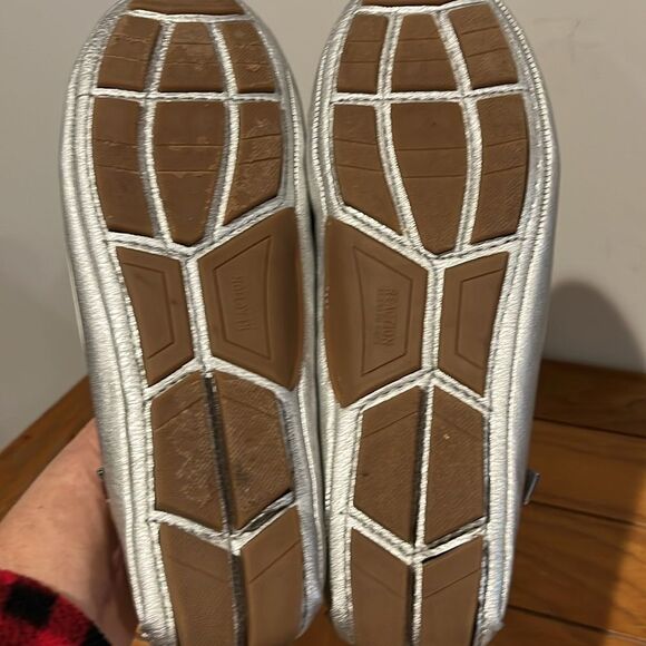 Kenneth Cole Reaction Doris Women’s Metallic Silver Size 9. - Picture 3 of 6
